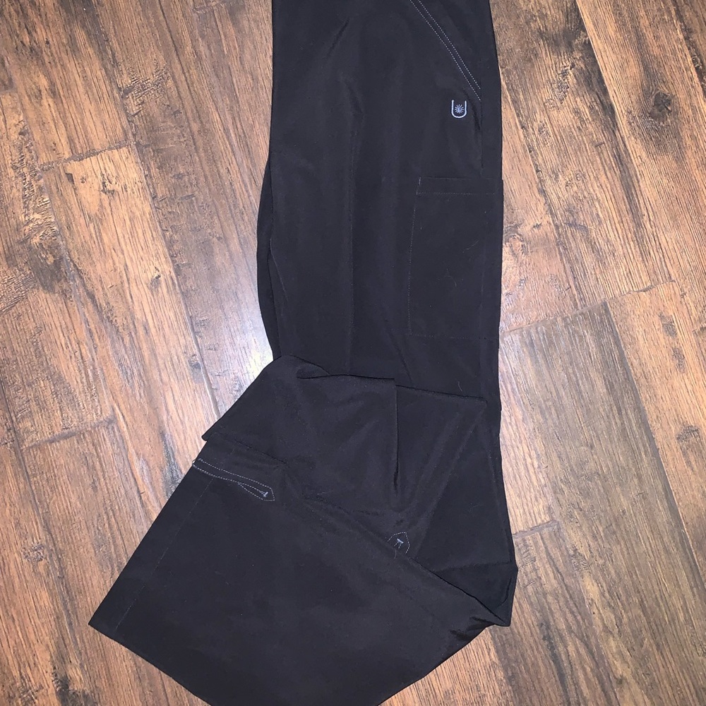 Urbane performance scrub pants